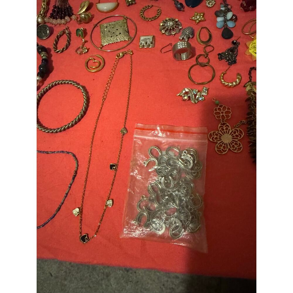 Vintage to Modern Mixed Costume Jewelry Reseller Lot - As-Is Craft Repair - Picture 8 of 16